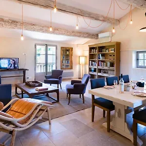https://domaine-des-peyre.fr-provencehotel.com