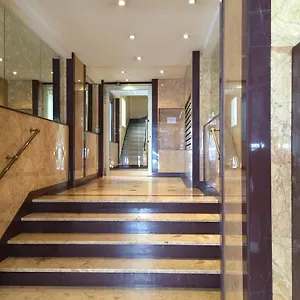 https://nice-halevy.fr-provencehotel.com